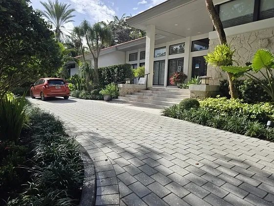 Finished concrete paver driveway in Palm Beach Gardens